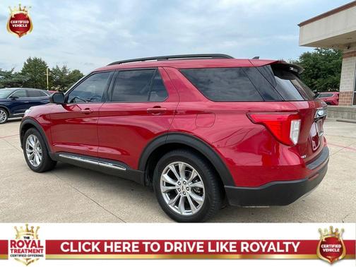 Rapid Red Metallic Tinted Clearcoat 2021 Ford Explorer XLT