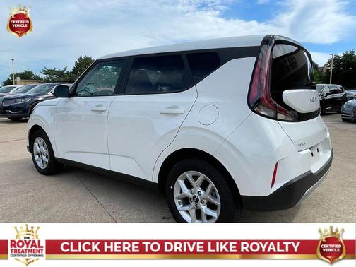 Snow White Pearl 2025 Kia Soul LX