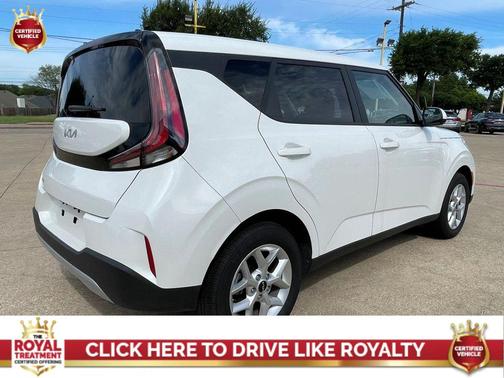 Snow White Pearl 2025 Kia Soul LX