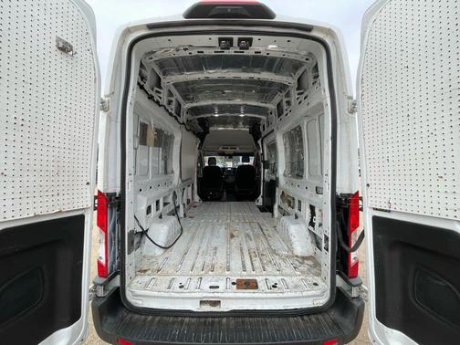 2020 Ford Transit-250 Base