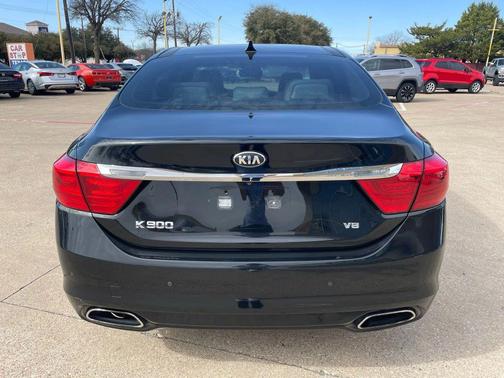 2015 Kia K900 Luxury