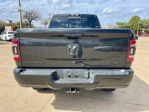 2020 RAM 2500 Limited Crew Cab 4x4 6'4' Box