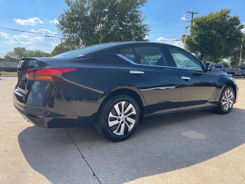 2023 Nissan Altima S FWD