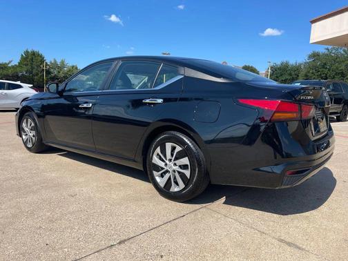 2023 Nissan Altima S FWD