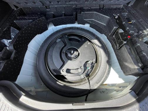 Summit White 2020 Buick Encore Preferred