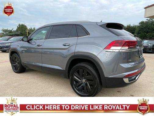 Gray 2022 Volkswagen Atlas Cross Sport 2.0T SE w/Technology
