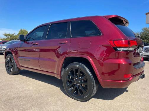 2019 Jeep Grand Cherokee Altitude