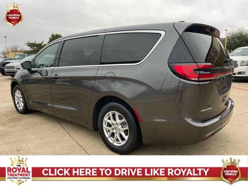 Gray 2023 Chrysler Pacifica Touring L