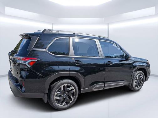 Crystal Black Silica 2025 Subaru Forester Hybrid Limited