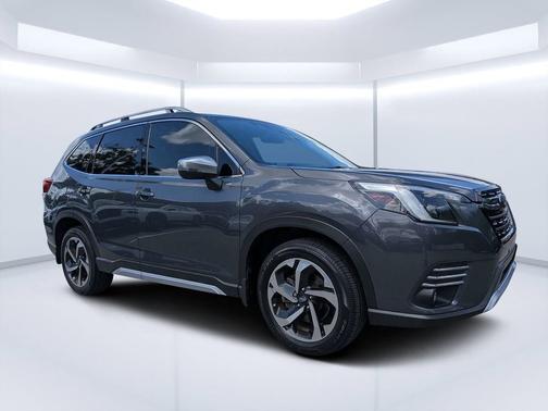 Magnetite Gray Metallic 2024 Subaru Forester Touring