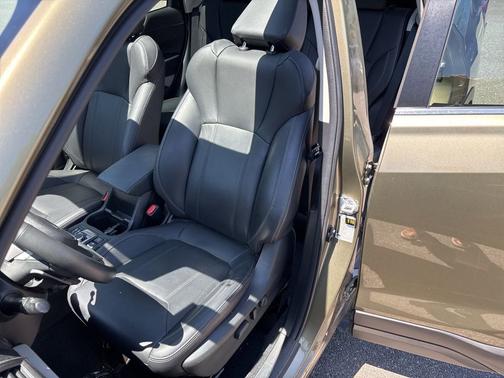 Autumn Green Metallic 2023 Subaru Forester Limited