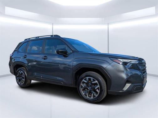 2025 Subaru Forester Base
