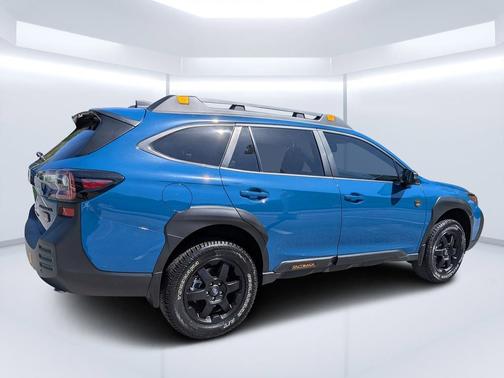 Geyser Blue 2025 Subaru Outback Wilderness