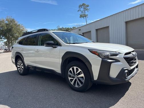 2023 Subaru Outback Premium