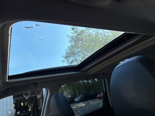 Ice Silver Metallic 2023 Subaru Forester Limited