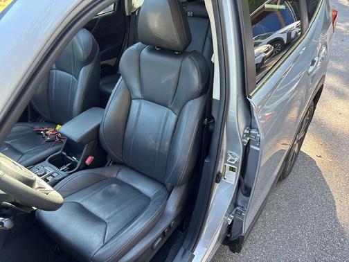 Ice Silver Metallic 2023 Subaru Forester Limited