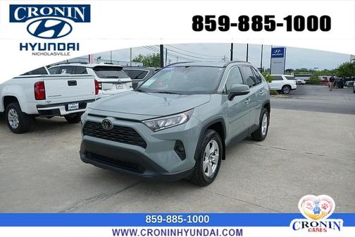 2020 Toyota RAV4 XLE