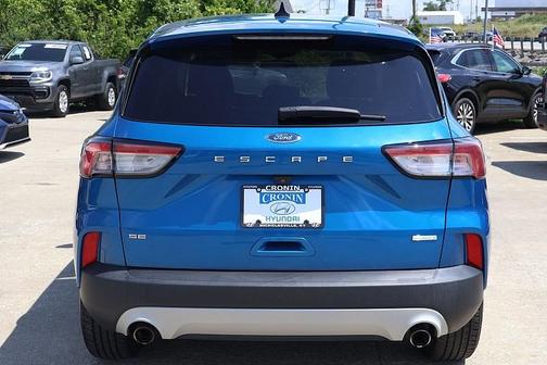 2020 Ford Escape SE