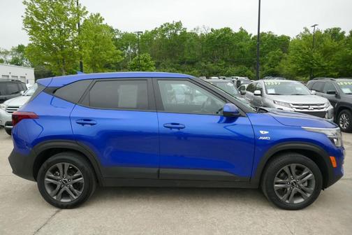 2023 Kia Seltos LX