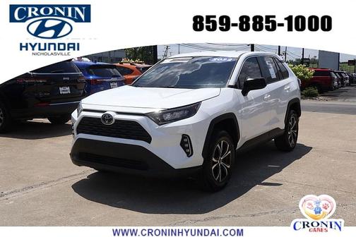 2022 Toyota RAV4 LE