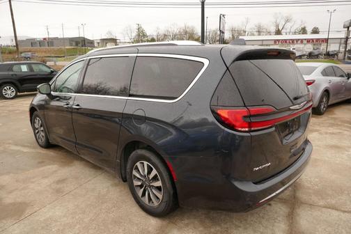 2021 Chrysler Pacifica Touring-L