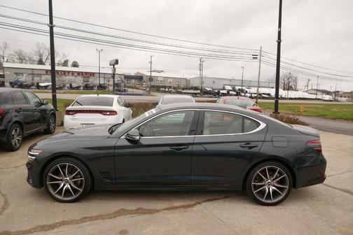 2023 Genesis G70 2.0T