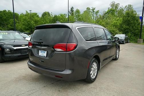 2021 Chrysler Voyager LXI