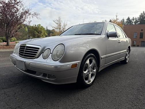 Brilliant Silver Metallic 2002 Mercedes-Benz E-Class 4dr Sdn 3.2L