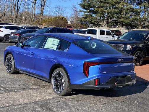 2026 Kia K4 GT-LINE