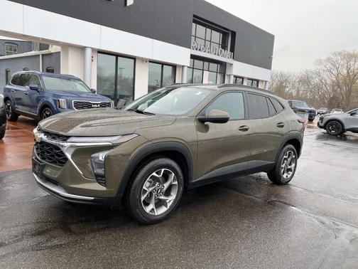 2024 Chevrolet Trax LT