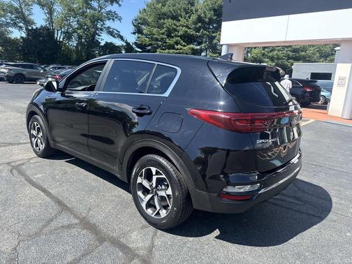 2022 Kia Sportage LX