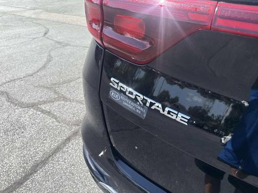 2022 Kia Sportage LX