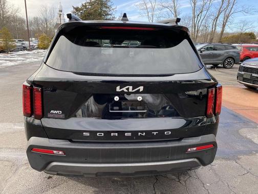 2022 Kia Sorento S