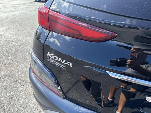 2022 Hyundai KONA Limited