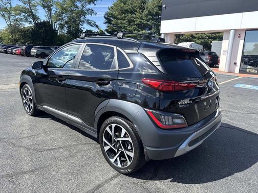 2022 Hyundai KONA Limited