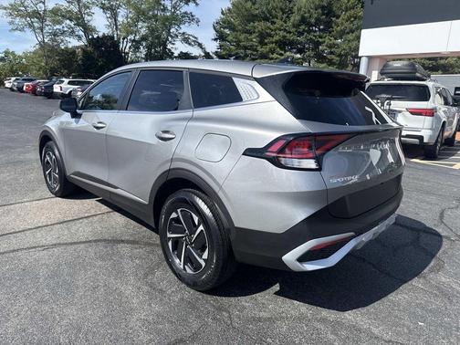 2023 Kia Sportage Hybrid LX