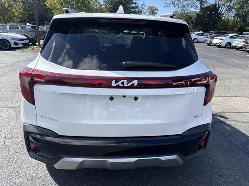 2026 Kia Seltos EX