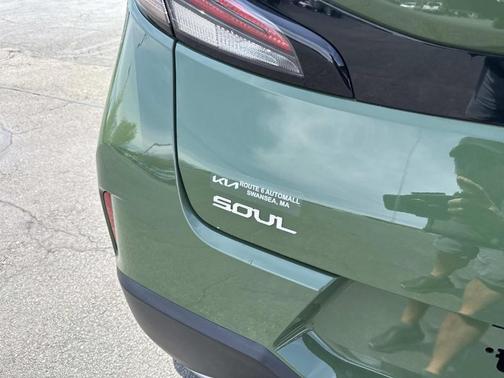 Undercover Green 2023 Kia Soul EX