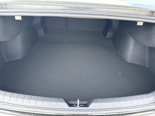 Aurora Black Pearl 2026 Kia K5 GT-Line