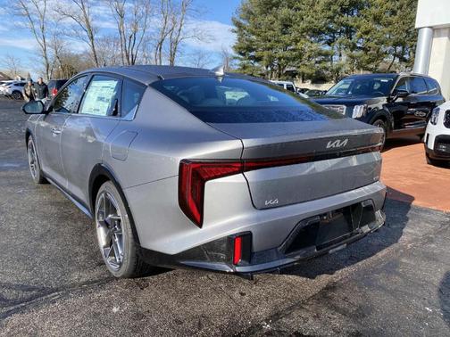 2026 Kia K4 GT-LINE