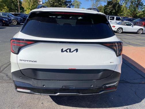 2026 Kia Sportage Hybrid X-Line