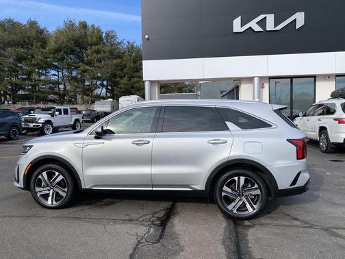 2023 Kia Sorento Hybrid EX