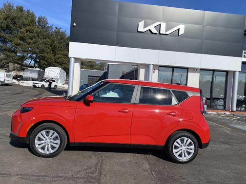 2023 Kia Soul LX