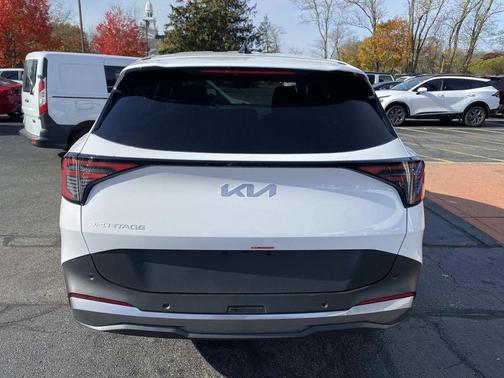 2026 Kia Sportage LX