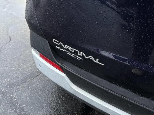 2025 Kia Carnival LXS