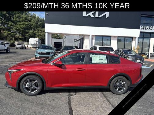 2025 Kia K4 LXS