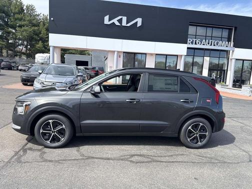 Gray 2026 Kia Niro LX