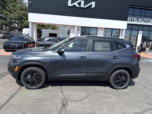 Gravity Gray 2026 Kia Seltos EX