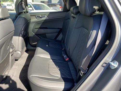 2025 Kia Sportage Plug-In Hybrid X-Line Prestige