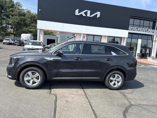 Metal 2026 Kia Sorento LX